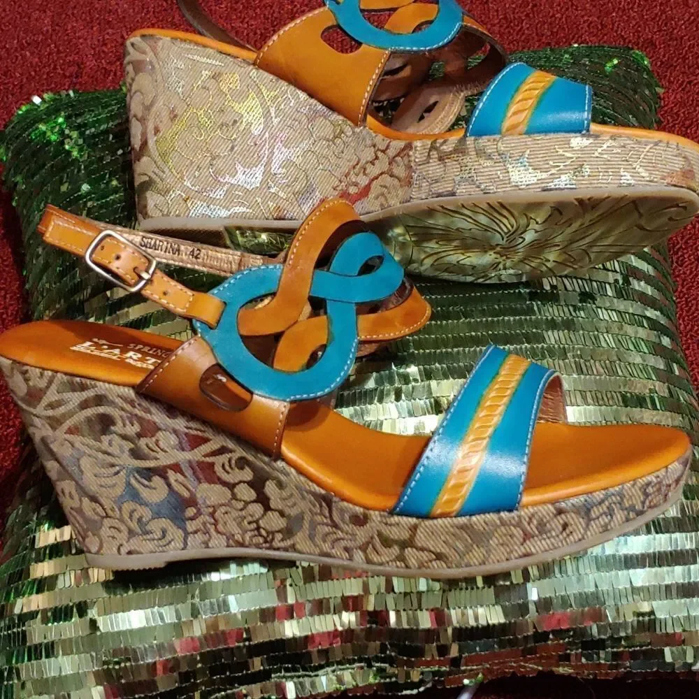 L'artise spring step sandals,soft buttery leather!!!
